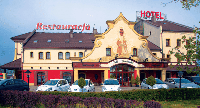 HOTEL NOWODWORSKI SPÓŁKA Z OGRANICZONĄ ODPOWIEDZIALNOŚCIĄ