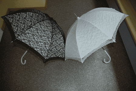 Parasolnictwo Barbara Szafrańska 
Pn.-Pt. 10.00-18.00  Sob. 10.00-13.00