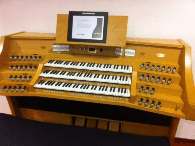  Tat-Electronic.Elżbieta Karczewka - Tlałka. Centrum organów kościelnych
