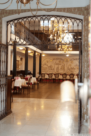  Agencja Rozwoju i Promocji Zamek Sp. z o.o. 