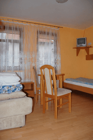 POKOJE GOŚCINNE "STARA KUŹNIA"