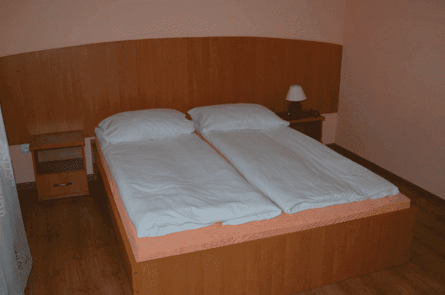 POKOJE GOŚCINNE "STARA KUŹNIA"