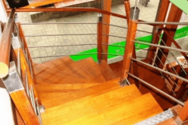 PETROS BUD PIOTR BACHANEK