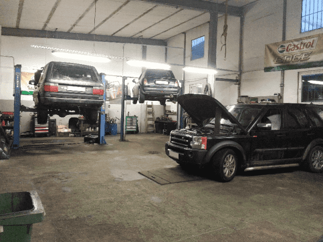 AUTO CENTRUM Marcin Piotrowski