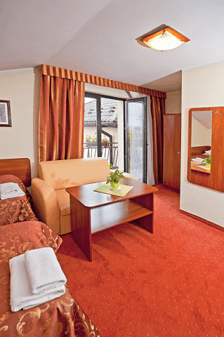 Hotel & Restauracja "Rypsówka" s.c. Magdalena Zapolska, Edmund Złocki