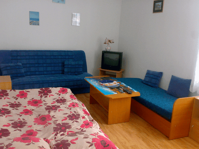  POKOJE   "WENUS"  USTKA