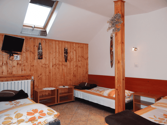 Handel-Usługi Jamnik 
Teresa Kaźmierczak