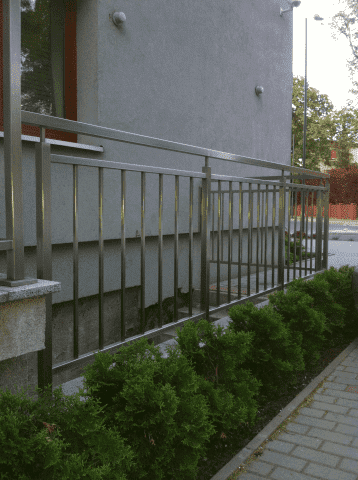 WYROBY ZE STALI NIERDZEWNEJ Z.P.U.H "RAMAFORM" 