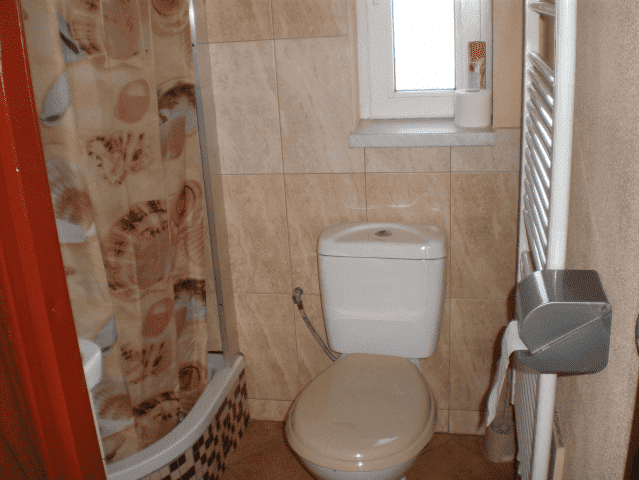 KWATERY PRYWATNE - PRACOWNICZE   NOCLEGI 