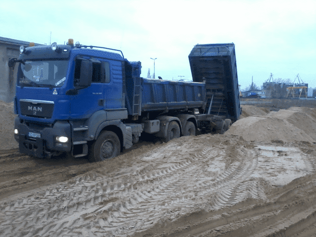 Usługi Transportowe i Roboty Ziemne Adam Wanke