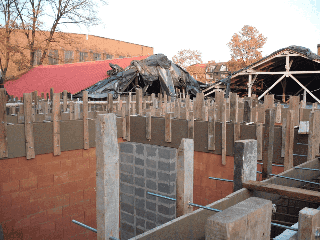 Kornik Kornel Skrabania