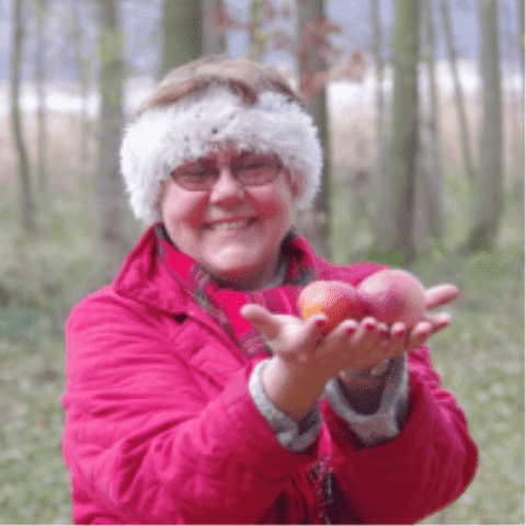 Milewicz Hanna. 
Tłumacz Przysięgły Języka Angielskiego. 
Agroturystyka.