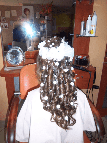 U Magdy. Salon fryzjersko-kosmetyczny