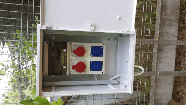 KRIBAR-ELEKTROENERGETYKA  -  Elektryk. Kompleksowe elektroinstalacje.