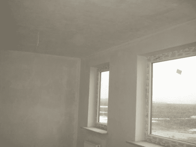 Tynki tradycyjne(cementowo-wapienne)Agregatem.